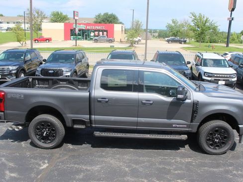 New 2026 Ford F350 Lariat w/ Black Appearance Package AWD/4WD image 12