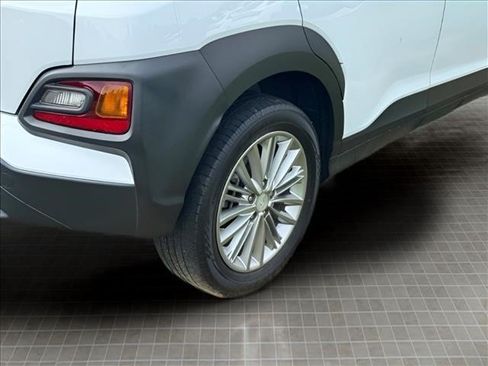Used 2020 Hyundai Kona SEL FWD image 16