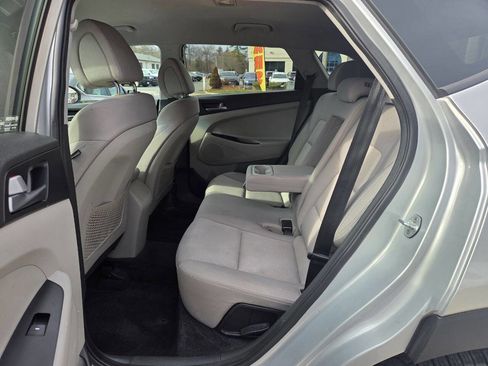 Used 2016 Hyundai Tucson SE w/ Option Group 02 image 12