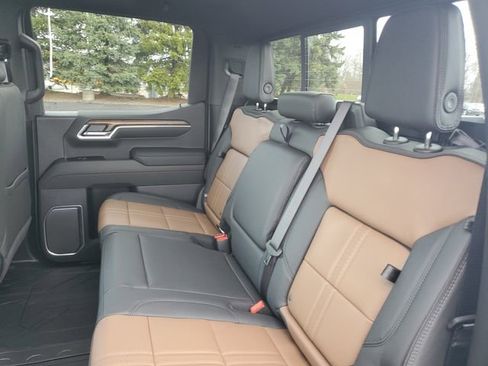 New 2026 Chevrolet Silverado 1500 High Country w/ Technology Package AWD/4WD image 25