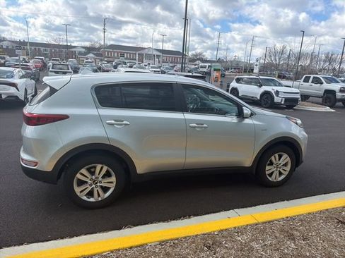 Used 2019 Kia Sportage LX image 12