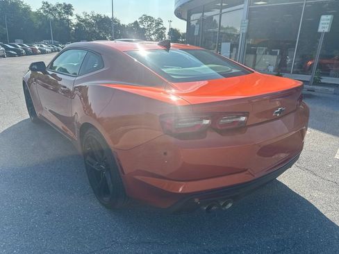 Used 2023 Chevrolet Camaro LT RWD image 7
