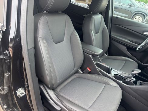 Used 2025 Buick Encore GX Preferred FWD image 35
