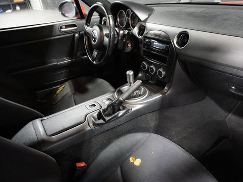 Used 2012 MAZDA MX-5 Miata Sport image 16
