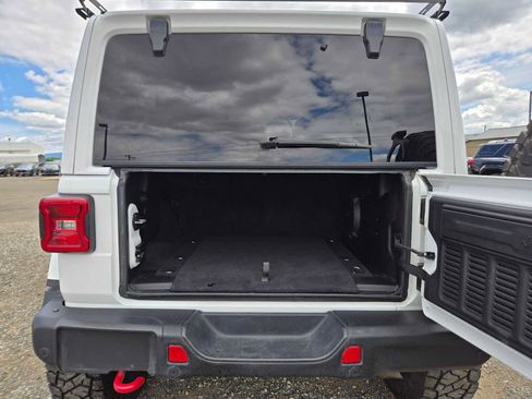 Used 2020 Jeep Wrangler Unlimited Rubicon AWD/4WD image 15
