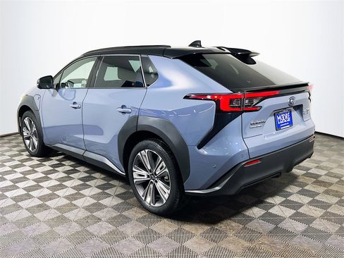 Used 2023 Subaru Solterra AWD image 6