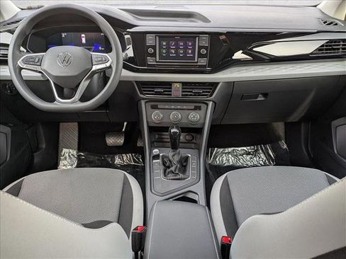 Used 2022 Volkswagen Taos S image 16