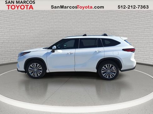 Used 2020 Toyota Highlander Platinum image 8