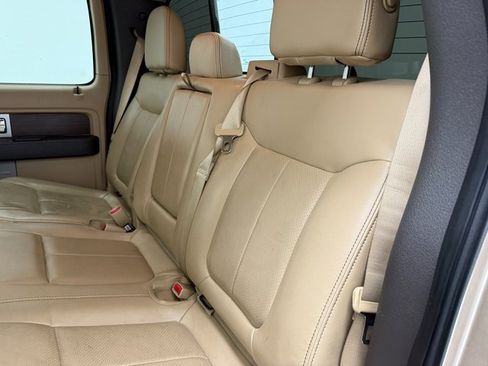 Used 2014 Ford F150 Lariat w/ Lariat Chrome Package image 11