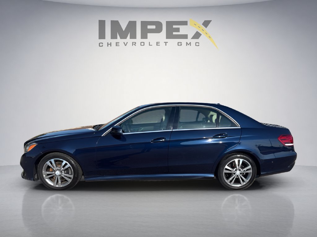 Used 2014 Mercedes-Benz E 350 4MATIC Sedan image 2