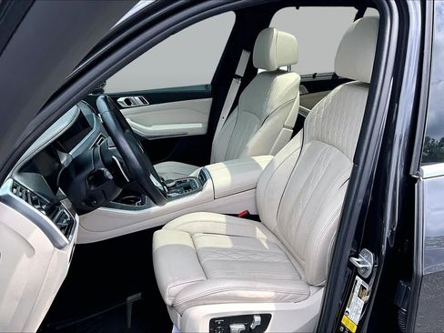Used 2020 BMW X5 xDrive40i w/ Executive Package AWD/4WD image 8