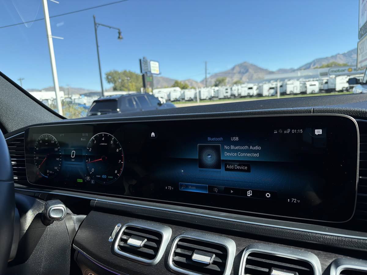Used 2021 Mercedes-Benz GLS 450 4MATIC image 27