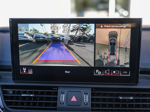 Used 2023 Audi SQ5 Prestige w/ Prestige Package image 26