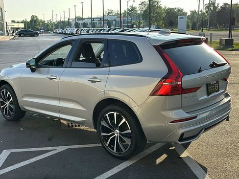 Certified 2025 Volvo XC60 B5 Plus AWD/4WD image 4