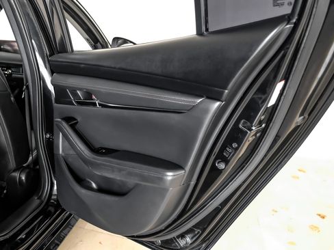 Used 2021 MAZDA MAZDA3 s image 42