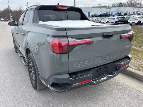 Used 2022 Hyundai Santa Cruz SEL Premium image 4