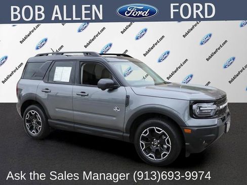 Used 2025 Ford Bronco Sport Outer Banks w/ Outer Banks Tech Package+ AWD/4WD image 1