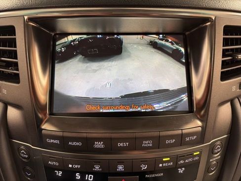 Used 2010 Lexus LX 570 4WD image 21