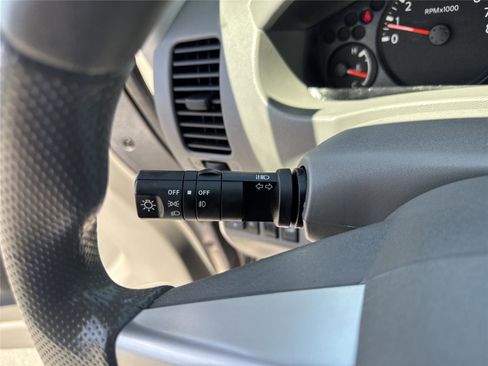 Used 2020 Nissan Frontier SV w/ Midnight Edition Floor Mats RWD image 20