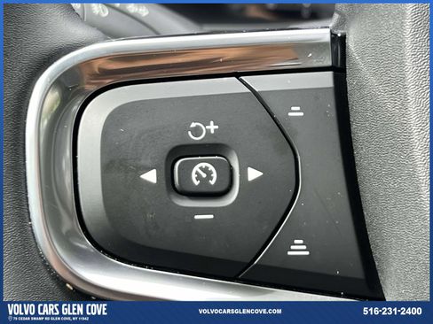 Certified 2025 Volvo XC40 B5 Ultra w/ Protection Package Premier image 22