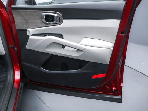 Used 2022 Kia Sorento S image 39