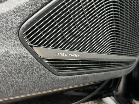 Used 2018 Audi A4 2.0T Premium Plus w/ Premium Plus Package image 16