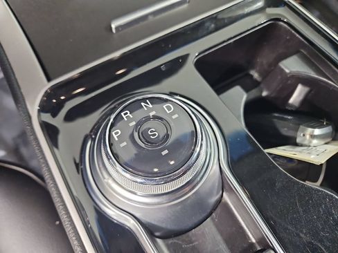 Used 2019 Ford Edge SEL w/ Equipment Group 201A FWD image 24