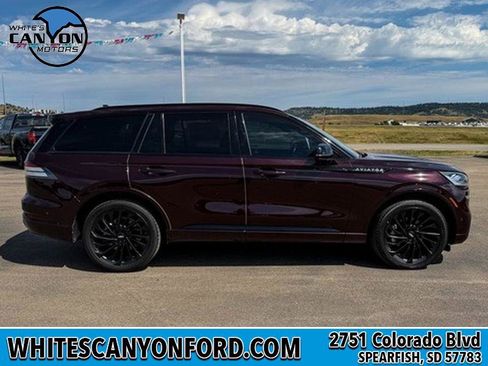 Used 2023 Lincoln Aviator Reserve w/ Equipment Group 201A AWD/4WD image 12