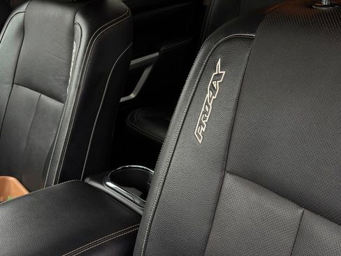 Certified 2019 Nissan Titan PRO-4X w/ Pro-4x Convenience Package image 12