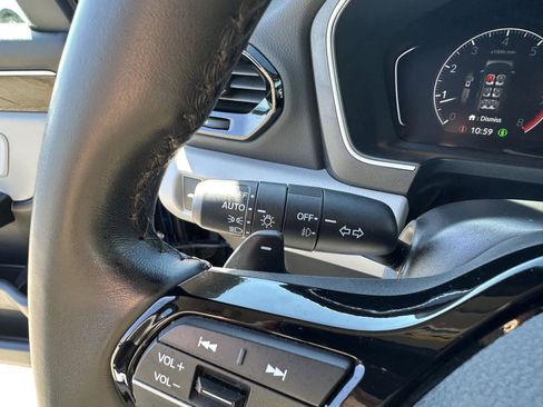Used 2024 Honda Pilot EX-L image 25