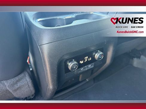 Used 2024 GMC Acadia Elevation AWD/4WD image 34