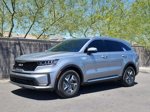 Used 2022 Kia Sorento S FWD image 4