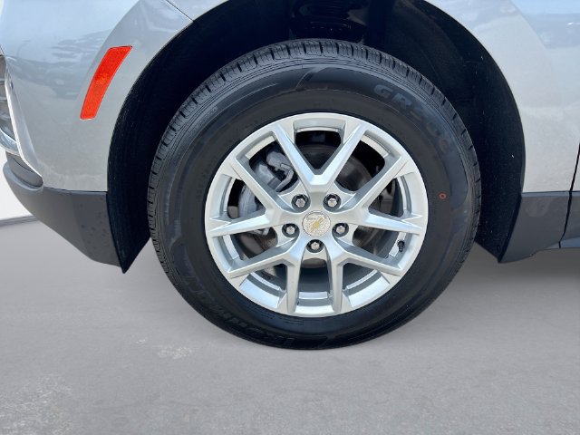 Used 2024 Chevrolet Equinox LT AWD/4WD image 10