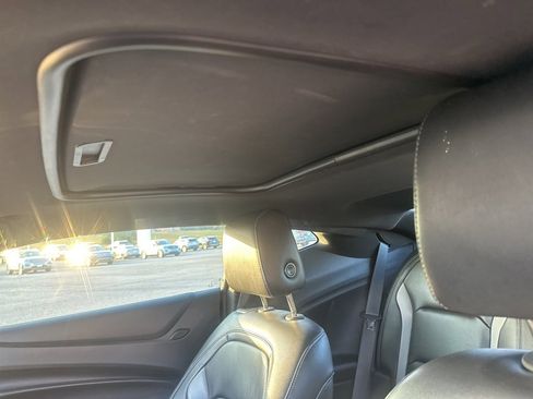 Used 2021 Chevrolet Camaro LT w/ RS Package image 14