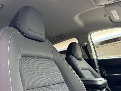 Used 2021 Chevrolet Colorado LT image 20