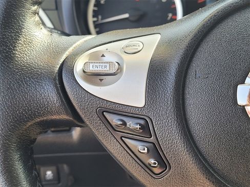 Used 2019 Nissan Sentra SR w/ Exterior Package image 14