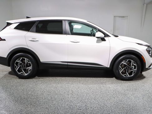 Used 2024 Kia Sportage LX FWD image 6