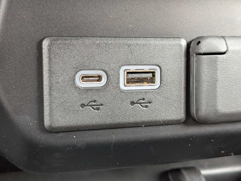 Used 2019 GMC Sierra 1500 AT4 w/ AT4 Premium Package AWD/4WD image 21