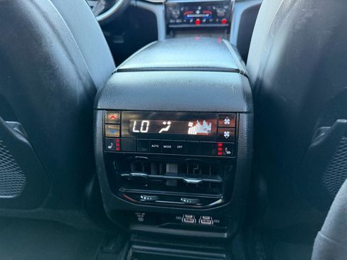 Used 2021 Jeep Grand Cherokee L Limited w/ Trailer Tow Group (B) image 23