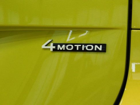 Used 2025 Volkswagen ID. Buzz 1st Edition image 86