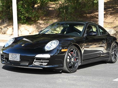 Used 2012 Porsche 911 Carrera 4S AWD/4WD image 1