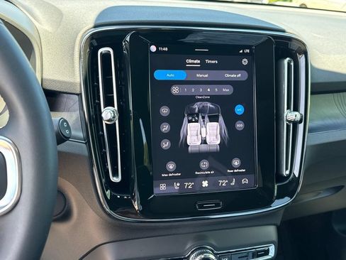 Used 2023 Volvo XC40 Recharge Plus AWD/4WD image 14