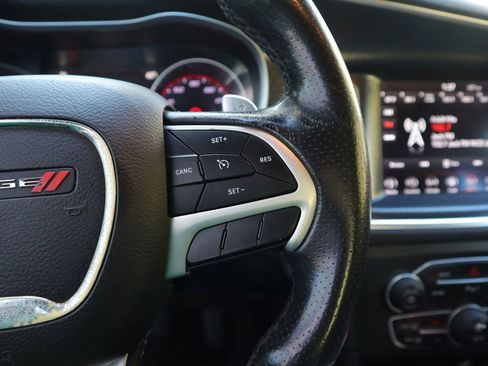 Used 2018 Dodge Charger R/T image 36