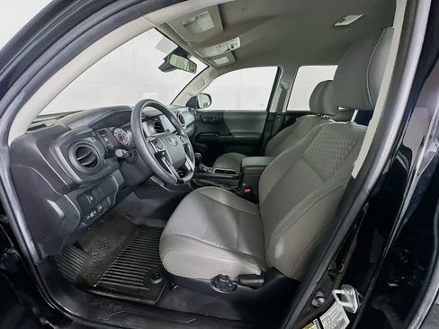 Used 2023 Toyota Tacoma SR w/ SR Convenience Package RWD image 13