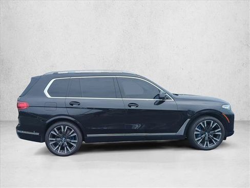 Used 2019 BMW X7 xDrive50i w/ Premium Package AWD/4WD image 4