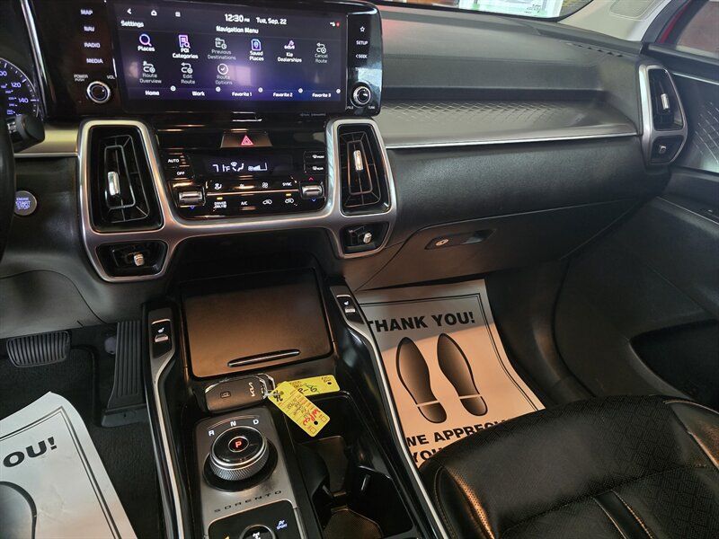 Used 2022 Kia Sorento S AWD/4WD image 36