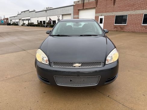 Used 2014 Chevrolet Impala LT image 2
