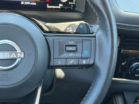 Used 2024 Nissan Rogue Platinum w/ Platinum Premium Package FWD image 27