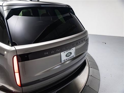 Used 2023 Land Rover Range Rover SE AWD/4WD image 33