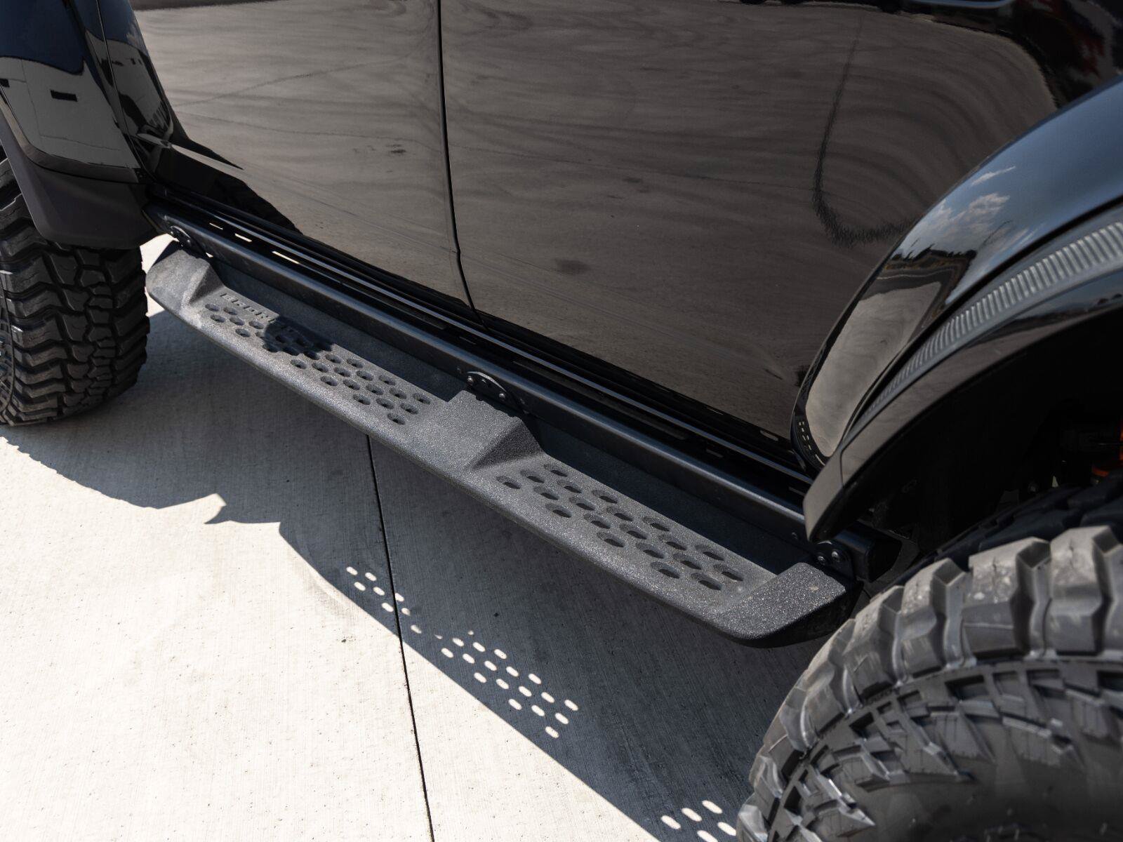 Used 2025 Ford Bronco Raptor w/ Interior Carbon Fiber Pack AWD/4WD image 17